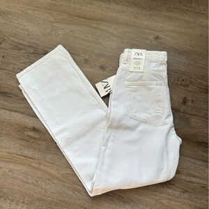NWT Zara Women's Straight Leg White High Rise Regular fit Rigid Jeans Size 26